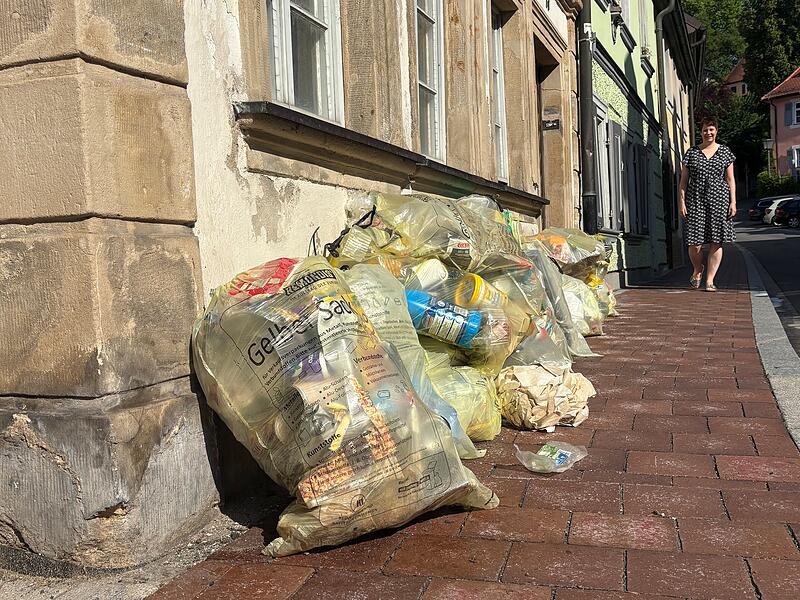 Die Anwohner in der Sutte warten und warten &ndash; aber der Plastikm&uuml;ll wird seit Anfang Juni 2026 nicht mehr abgeholt. Woran liegt das &ndash; und ab wann ist mit der n&auml;chsten Abholung zu rechnen?