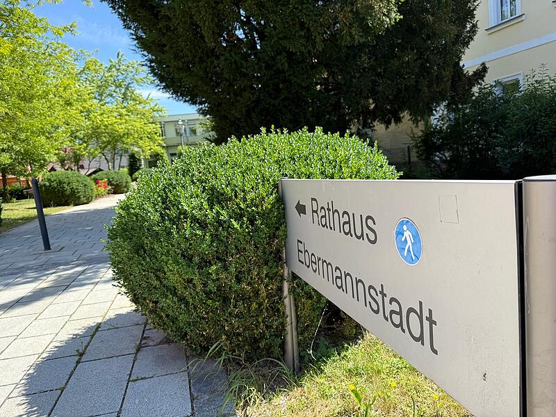 Ebermannstadt steht vor finanziell schwierigen Jahren. F&uuml;r den Haushalt 2026 muss sich die Stadt neu verschulden.