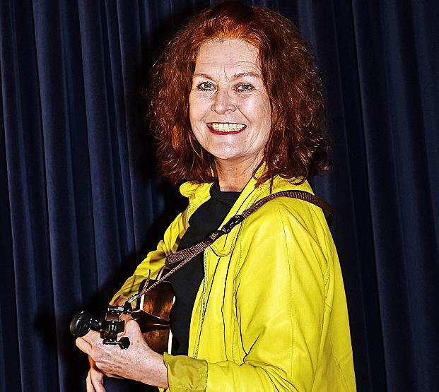 Mit einer herzerfrischenden Unterhaltung, wobei auch die M&auml;nner nicht ungeschoren davonkamen, begeisterte Annette von Bamberg ihr Publikum beim Kulturverein von Altenkunstadt.