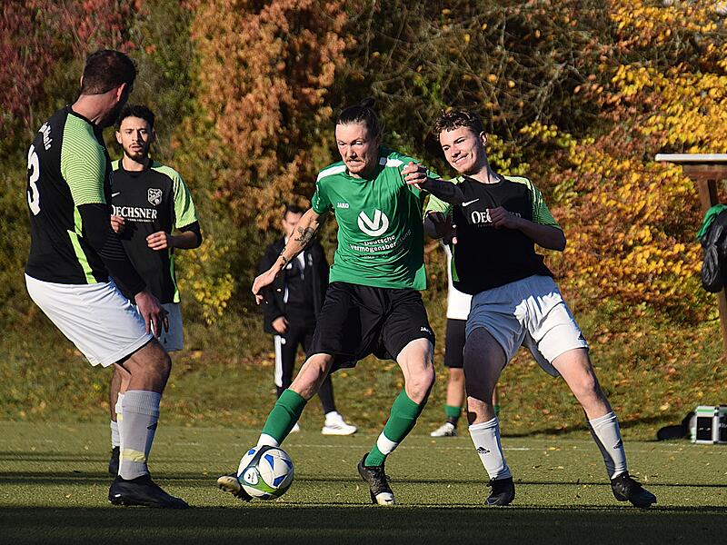 Fu&szlig;ball aus der Rh&ouml;n