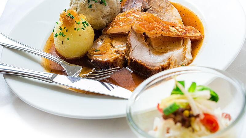 bayerischer Schweinebraten bayerischer Schweinebraten