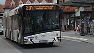 Vor allem Busse sind von den hohen Dieselpreisen betroffen. Vor allem Busse sind von den hohen Dieselpreisen betroffen.
