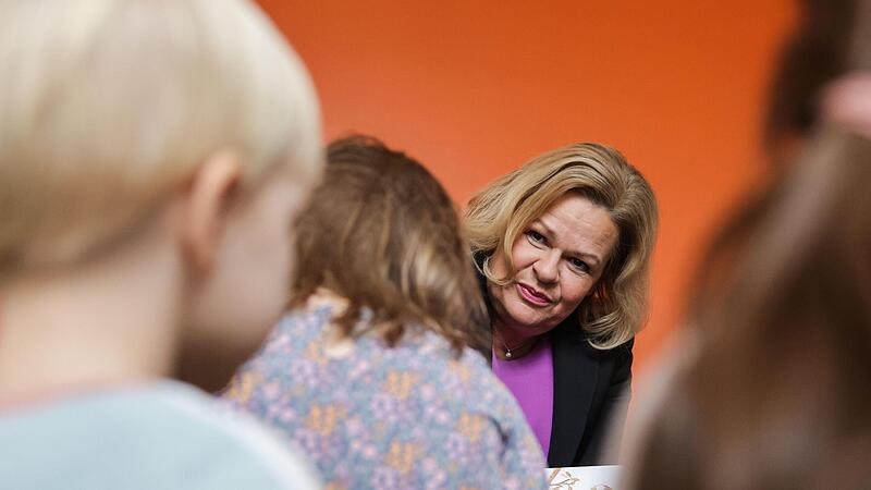 Bundesinnenministerin Nancy Faeser leistete aus Sicht der CSU in der Heimatabteilung ihres Ministeriums zu wenig.