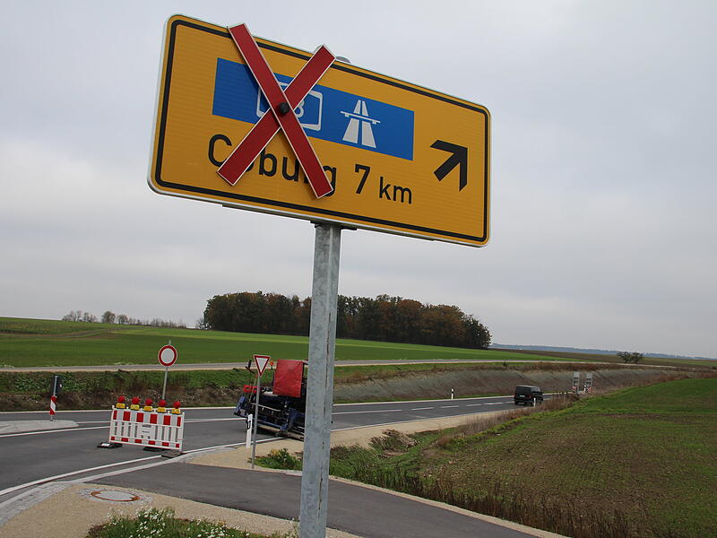 Neue Trasse der Staatsstraße 2205 zwischen Coburg und Wiesenfeld