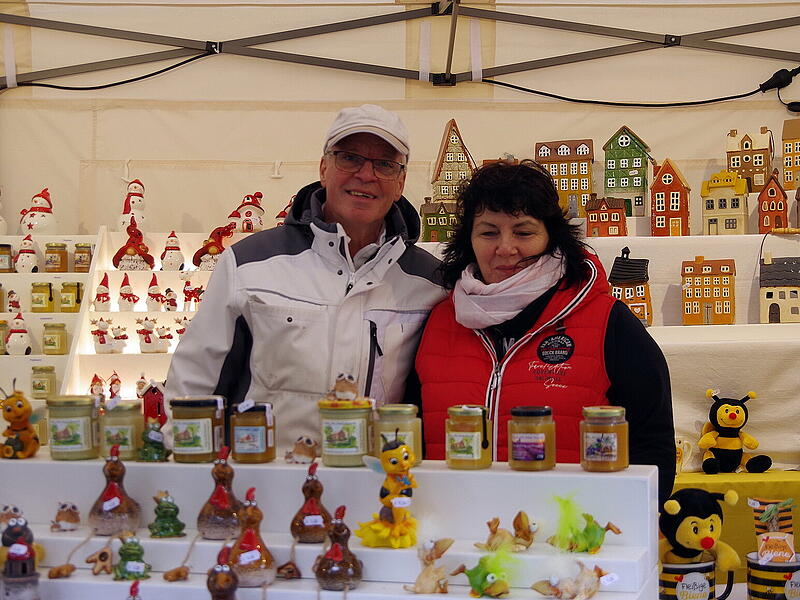 Beim „Herbstzauber“ gab es an zahlreichen Ständen viel zu entdecken – Kulinarisches, aber auch Kunstvolles.