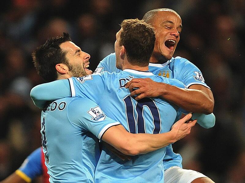 Edin Dzeko und Vincent Kompany Edin Dzeko und Vincent Kompany