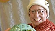 &bdquo;Happy Birthday, Agathe!&ldquo; &ndash; Oma Hermine erz&auml;hlte die Geschichte &uuml;ber den Geburtstag, an dem die Schildkr&ouml;tendame Agathe wie verr&uuml;ckt aufgeregt war.
