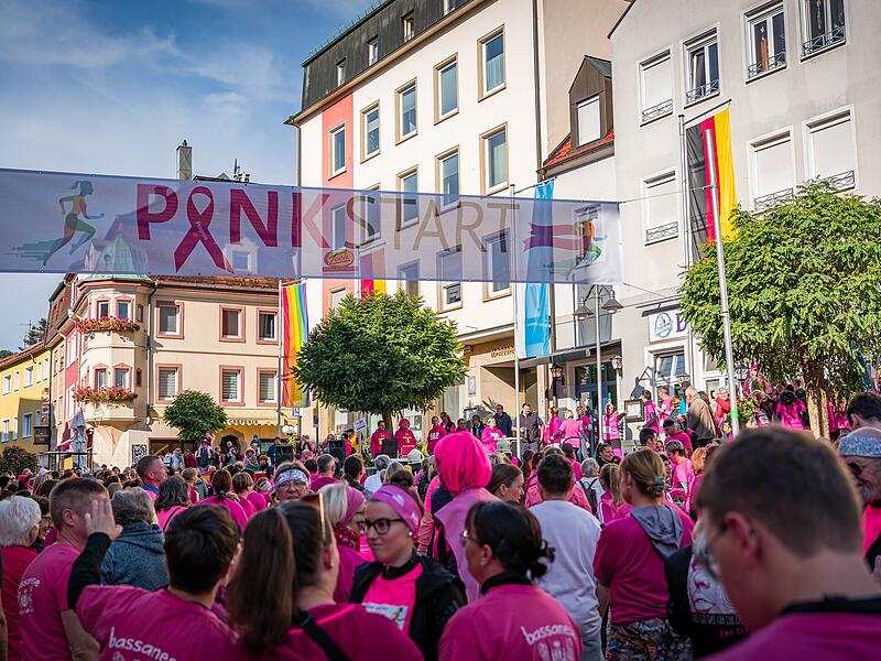 Pinklauf in Bad Brückenau: Neuseeländer Tony Dixon dabei Pinklauf in Bad Brückenau: Neuseeländer Tony Dixon dabei