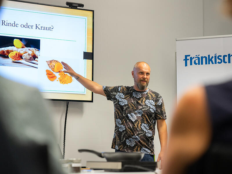 Feines aus Franken: Erstes Gewürzseminar mit Ralf SchmittFeines aus Franken: Erstes Gewürzseminar mit Ralf Schmitt