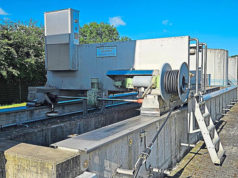 St&ouml;rungen des Getriebes am Sandfangr&auml;umer erfordern eine Reparatur. Thomas Micheel