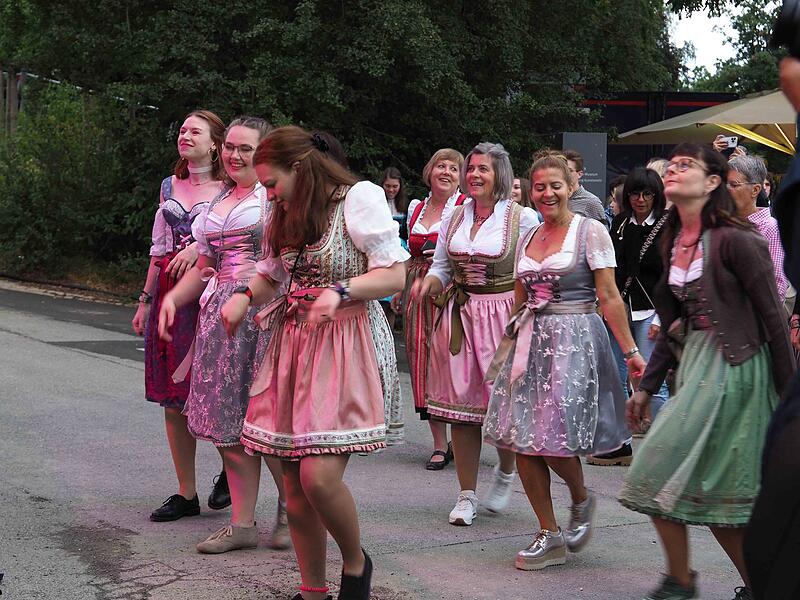 Stimmung beim Schlossplatzfest 2023 in Coburg