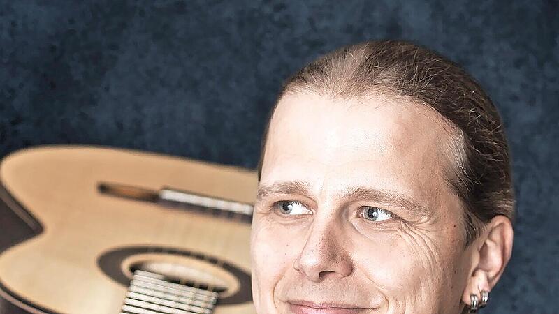 Stefan Eichner spielt Lieder von Reinhard Mey.