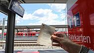 Seit  23. Mai gibt’s das Schnäppchen-Ticket an den Automaten im Verkehrsverbund Großraum Nürnberg – so wie hier am Forchheimer Bahnhof.Forchheim & Fränkische Schweiz