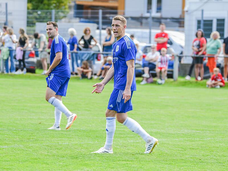Nils Petersen kickt wieder Nils Petersen kickt wieder