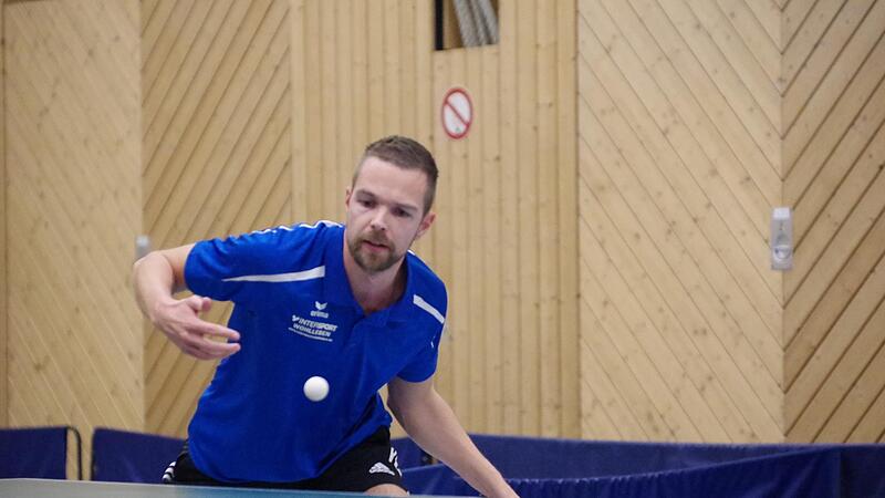 Jan Schwadtke vom TTC R&ouml;dental versucht, mit seinem Team einen besseren Start als in der vergangenen Punkteserie zu erwischen.