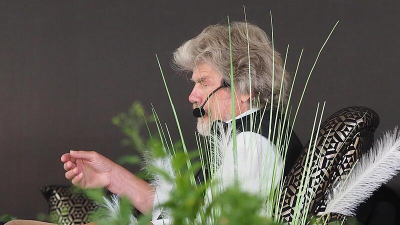 75 Minuten beantwortete die Bergsteiger-Legende aus S&uuml;dtirol alle Fragen. Mit teils &uuml;berraschenden Aussagen.