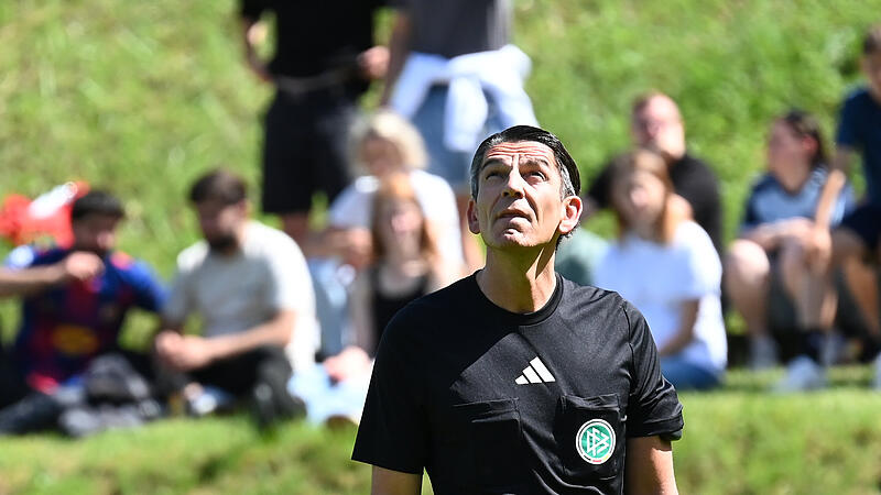 Schiedsrichter Deniz Aytekin h&ouml;rt auf. Am Sonntag hat er mit SV Gloria Weilersbach gegen TSV Kirchehrenbach sein Abschiedsspiel gepfiffen.