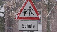 Wegen des starken Schneefalls f&auml;llt am Montag (26. Januar) f&uuml;r Tausende Sch&uuml;lerinnen und Sch&uuml;ler in Bayern die Schule aus. Betroffen sind auch Einrichtungen in den Landkreisen Forchheim und Erlangen-H&ouml;chstadt.