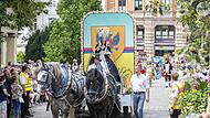 Tausende Besucherinnen und Besucher säumten beim Rakoczy- Festzug am Sonntag in Bad Kissingen die Straßen und bewunderten die Historischen Persönlichkeiten.