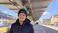Felix Knoch ist noch unsicher, ob sich das Deutschlandticket f&uuml;r ihn rentiert.