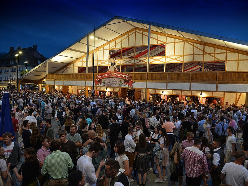 2024 Galerie aus dem Festzelt der Bierwoche