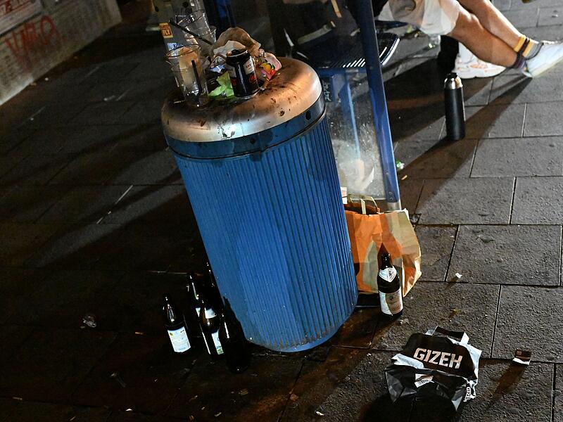 Drohendes Verkaufsverbot für Flaschenbier im Münchner Univiertel Drohendes Verkaufsverbot für Flaschenbier im Münchner Univiertel