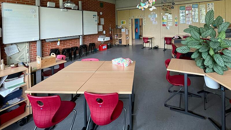 Ein Klassenraum des gebundenen Ganztags an der Mittelschule Wiesentheid. Hier haben die Schüler ihren Fachunterricht. Für das Mittagessen und die verschiedenen AGs wechseln sie die Räumlichkeit. Ein Klassenraum des gebundenen Ganztags an der Mittelschule Wiesentheid. Hier haben die Schüler ihren Fachunterricht. Für das Mittagessen und die verschiedenen AGs wechseln sie die Räumlichkeit.