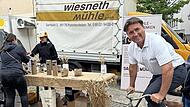 Auch Pommersfeldens B&uuml;rgermeister Gerd Dallner hatte seinen Spa&szlig; auf dem Markt.