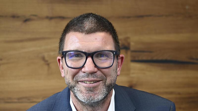 Die Abstimmungen über Wehrpflicht und Rente im Bundestag kommentiert Peter Müller.