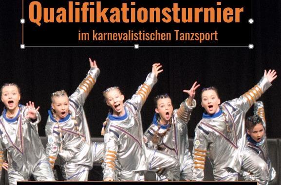 Zwei Tage lang tanzen Solisten, Paare und Gruppe um die Qualifikation für eines der Halbfinales für die Deutsche Meisterschaft.