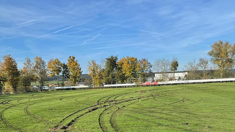 Beim FV Elsendorf entstand ein Sachschaden von 27.000 Euro. Beim FV Elsendorf entstand ein Sachschaden von 27.000 Euro.