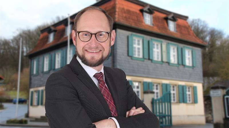 Bastian B&uuml;ttner (CSU) ist ehrenamtlicher B&uuml;rgermeister in Niederf&uuml;llbach &ndash; und wird das wohl auch nach der Kommunalwahl bleiben.