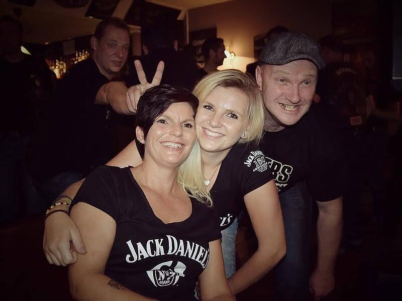 The Blueberry Hill Pub in Gefahr: Bilder aus rund 11 JahrenThe Blueberry Hill Pub in Gefahr: Bilder aus rund 11 Jahren