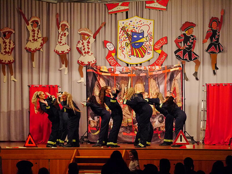 Feuer und Flamme war die Showtanzgruppe aus Obersinn