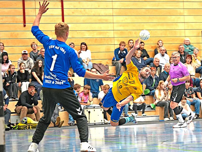 Kunstadts Marco Scholz steuerte beim 38:24-Heimerfolg der HGK neun Treffer bei.