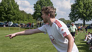 Lautstark gibt Christian Dreßel an der Seitenlinie Anweisungen an seine Spieler der SG Krecktal. Lautstark gibt Christian Dreßel an der Seitenlinie Anweisungen an seine Spieler der SG Krecktal.