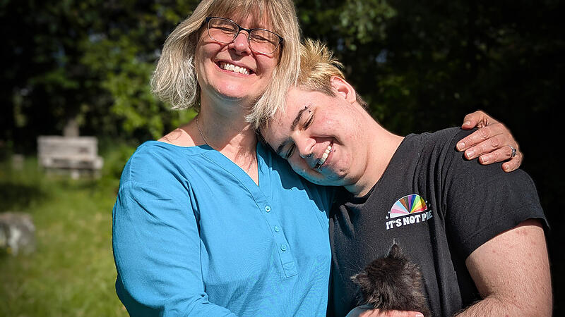 transition und coming-out: Lisa Meyer zu Hörste und Jason transition und coming-out: Lisa Meyer zu Hörste und Jason
