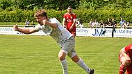 Philipp Pohl jubelt über die 1:0-Führung der SG Roth-Main gegen Weißenbrunn/Theisenort. Philipp Pohl jubelt über die 1:0-Führung der SG Roth-Main gegen Weißenbrunn/Theisenort.