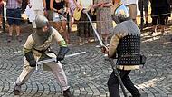 Entenrennen und Schwertkampf beim Altstadtfest Se&szlig;lach