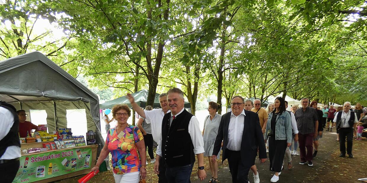Die Garten und Kunstmesse in Himmelkron rund 10.000 Besucher