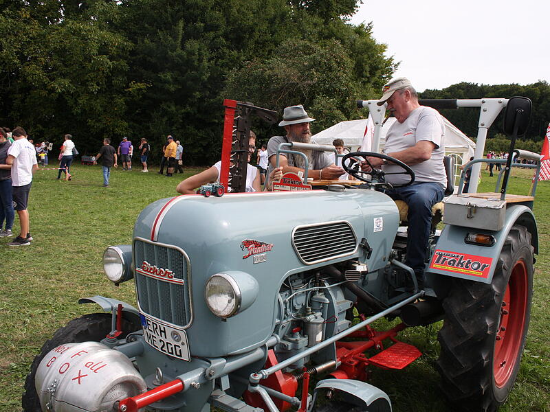 Das inzwischen 10. Eichertreffen der Eicherfreunde in Affalterthal wurde am Wochenende mit einem Besucheransturm von rund 3000 Schaulustigen zu einem wahren Volksfest in dem kleinen Egloffsteiner Ortsteil.