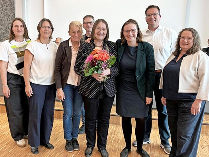 Dies ist die neue Gr&uuml;nen-Kreistagsfraktion mit der frisch gew&auml;hlten stellvertretenden Landr&auml;tin Barbara Poneleit (M.).