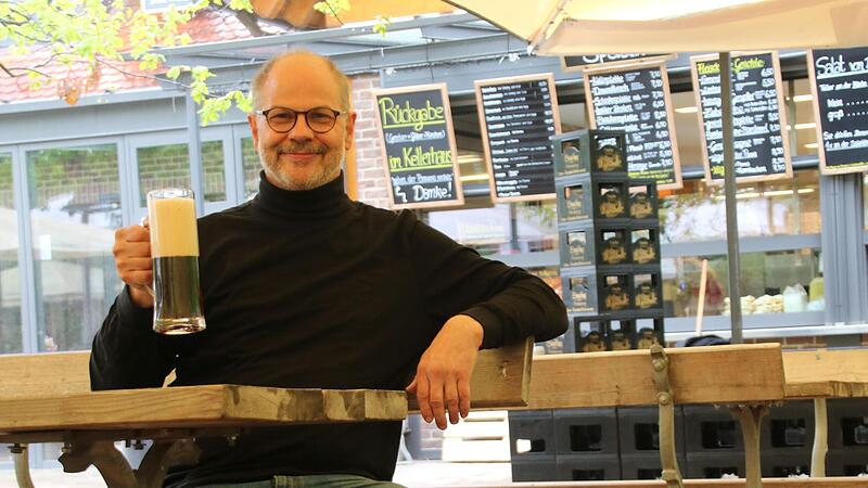 Trotz Risiko ist Brauer Norbert Winkelmann zuversichtlich: Ab dem Vatertag werden er und seine Familie wieder Gäste an den Tischen des Brauhauses am Kreuzberg in Hallerndorf bewirten.Forchheim & Fränkische Schweiz
