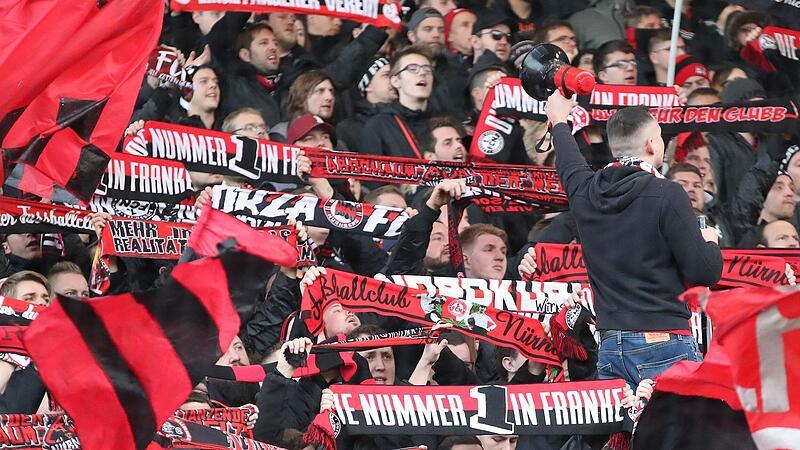 Der 1. FC N&uuml;rnberg m&ouml;chte zusammen mit dem Staatstheater N&uuml;rnberg Fans und ihre Geschichten auf die B&uuml;hne bringen.