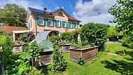 Der Naturschutzpreis prämiert beeindruckende Garten-Geschichten, die zeigen, wie aus Ideen und einem „grünen Daumen“ wertvolle Lebensräume entstehen. Der Naturschutzpreis prämiert beeindruckende Garten-Geschichten, die zeigen, wie aus Ideen und einem „grünen Daumen“ wertvolle Lebensräume entstehen.