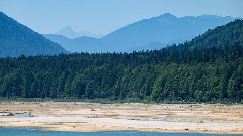 Niedrigwasser am Sylvensteinstausee Niedrigwasser am Sylvensteinstausee