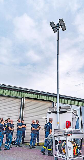 Die neue 100 kVA-Netzersatzanlage fügt auch über einen Lichtmast. Karoline Kötter Die neue 100 kVA-Netzersatzanlage fügt auch über einen Lichtmast. Karoline Kötter