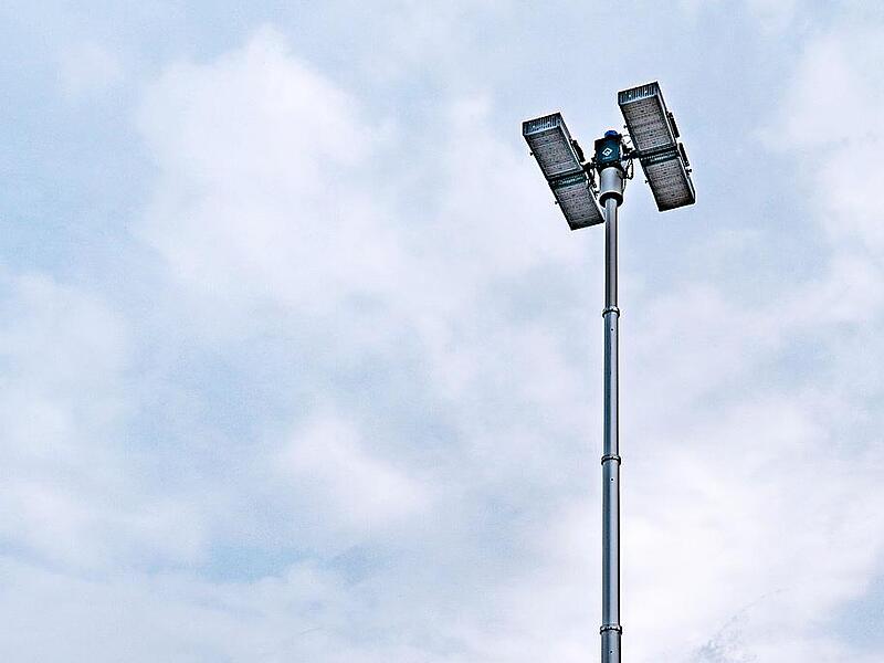 Die neue 100 kVA-Netzersatzanlage fügt auch über einen Lichtmast. Karoline Kötter Die neue 100 kVA-Netzersatzanlage fügt auch über einen Lichtmast. Karoline Kötter
