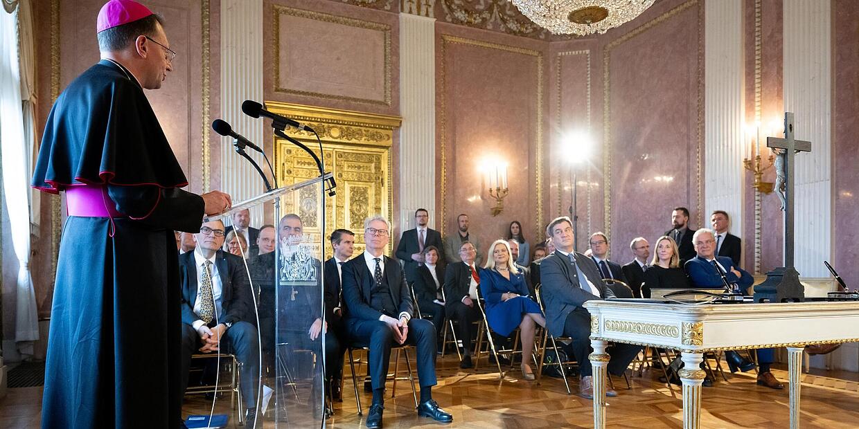 Künftiger Erzbischof von Bamberg Herwig Gössl legt vor Markus Söder