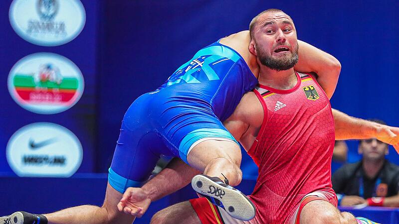 Ahmed Dudarov (rechts) war bereits international für Deutschland erfolgreich. In der kommenden Bundesliga-Saison dürfen sich die Fans der Eagles Lichtenfels auf ein Freistil-Ass freuen. Ahmed Dudarov (rechts) war bereits international für Deutschland erfolgreich. In der kommenden Bundesliga-Saison dürfen sich die Fans der Eagles Lichtenfels auf ein Freistil-Ass freuen.